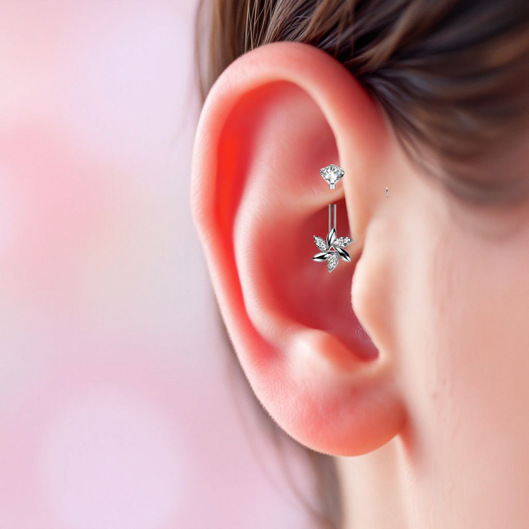 Piercing rook e sopracciglio