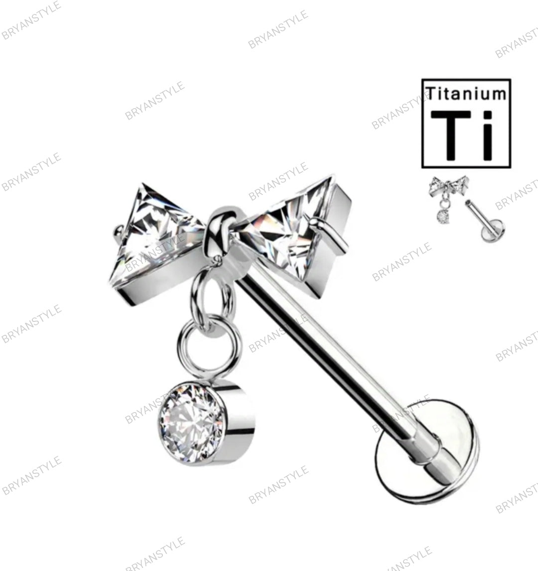 piercing labret in titanio a forma di fiocco con pendente