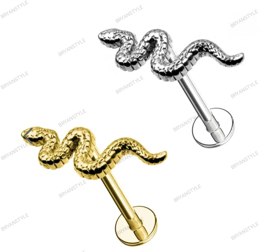 piercing labret in acciaio con serpentello