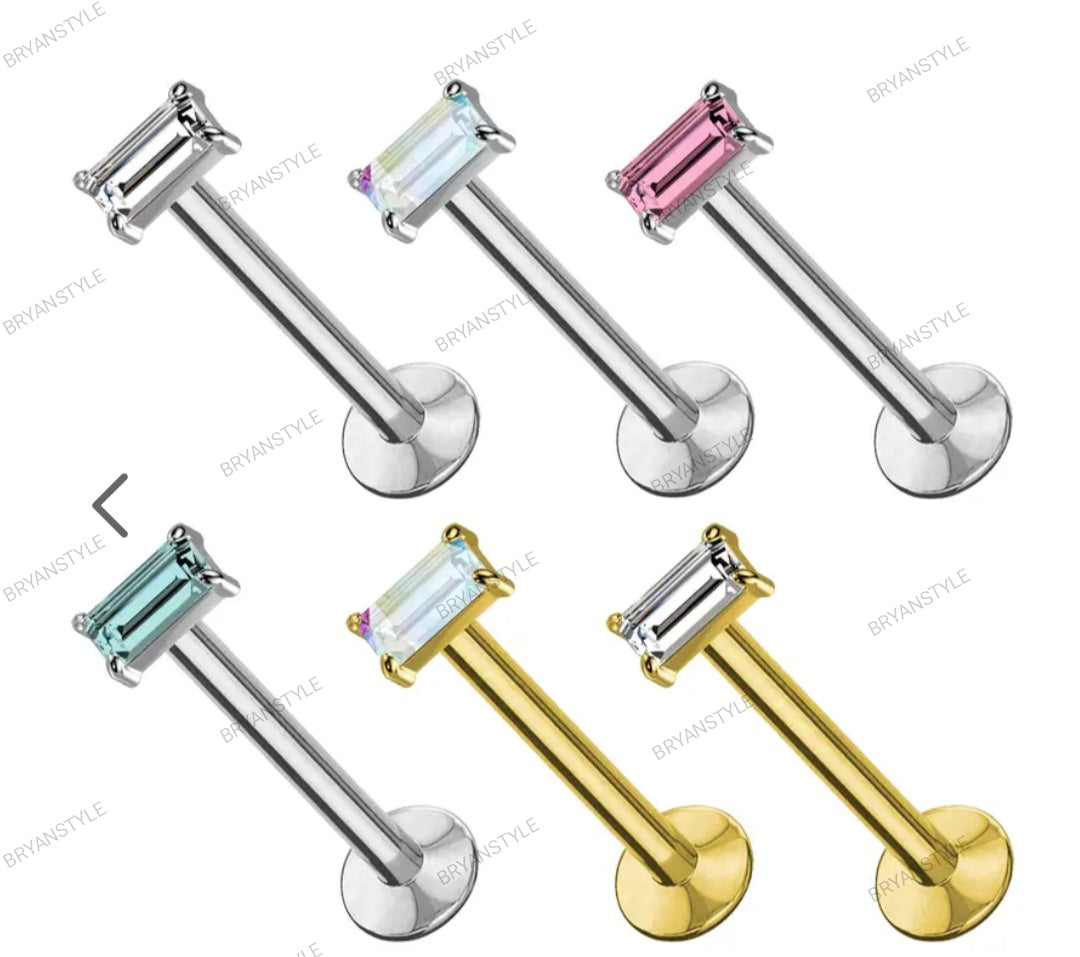 piercing labret in titanio con cristallo rettangolare