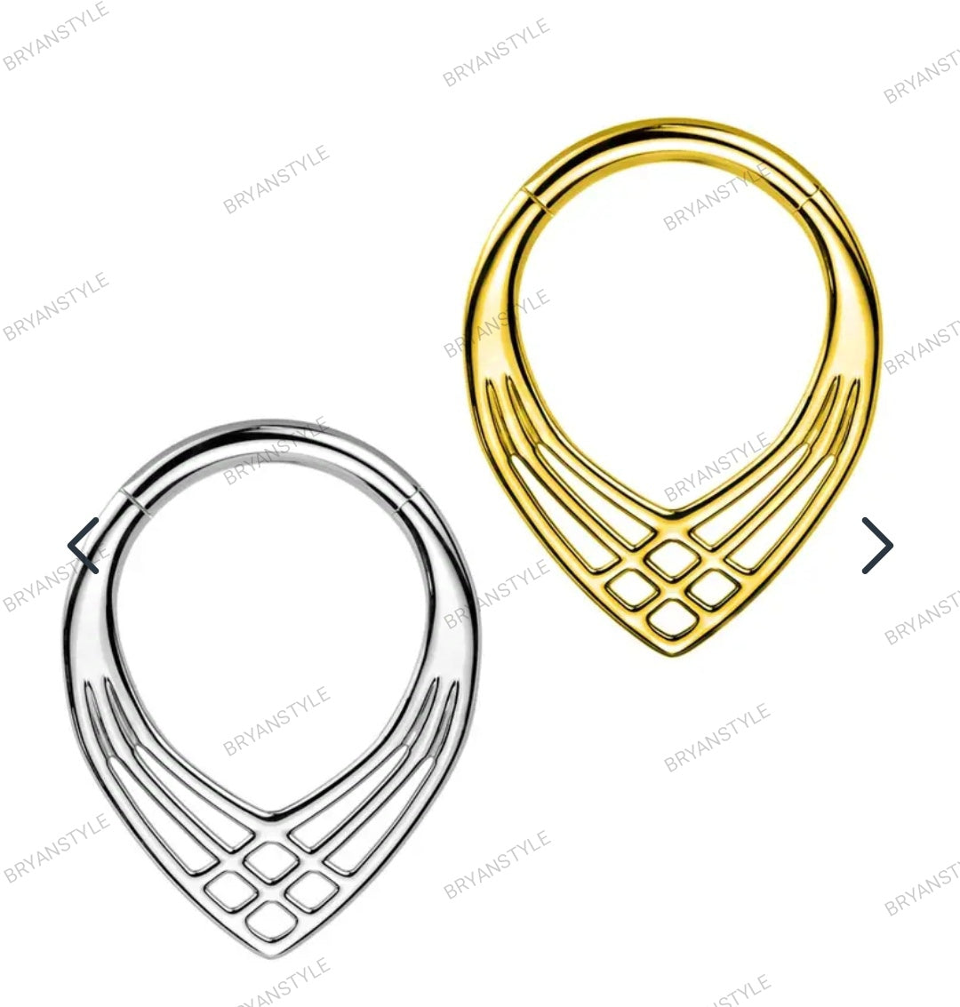 piercing cerchio clicker in acciaio design geometrico
