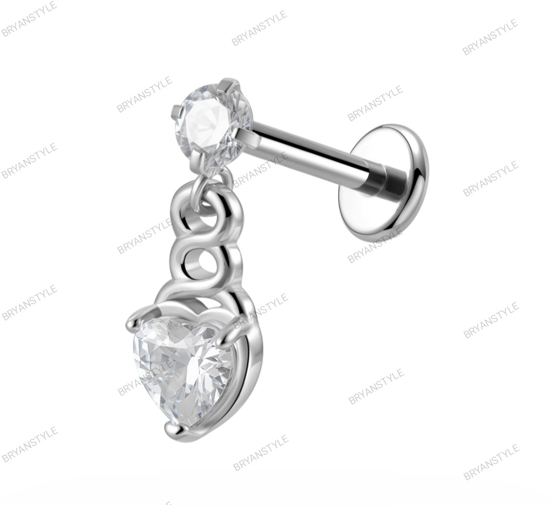piercing labret in acciaio con pendente cuore
