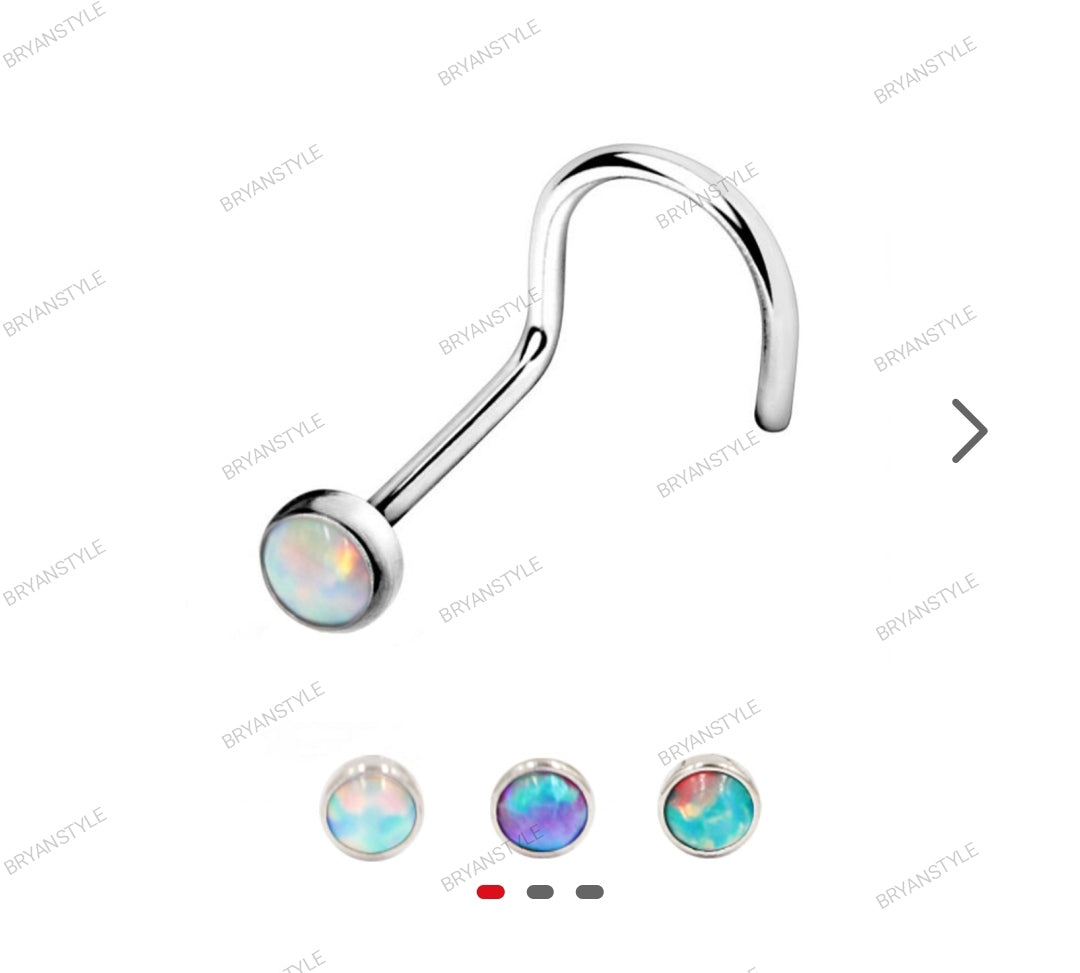 piercing naso curvo con opale