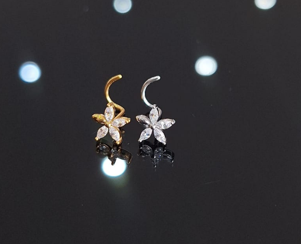 Stud Naso con Cristalli a Forma di Fiore