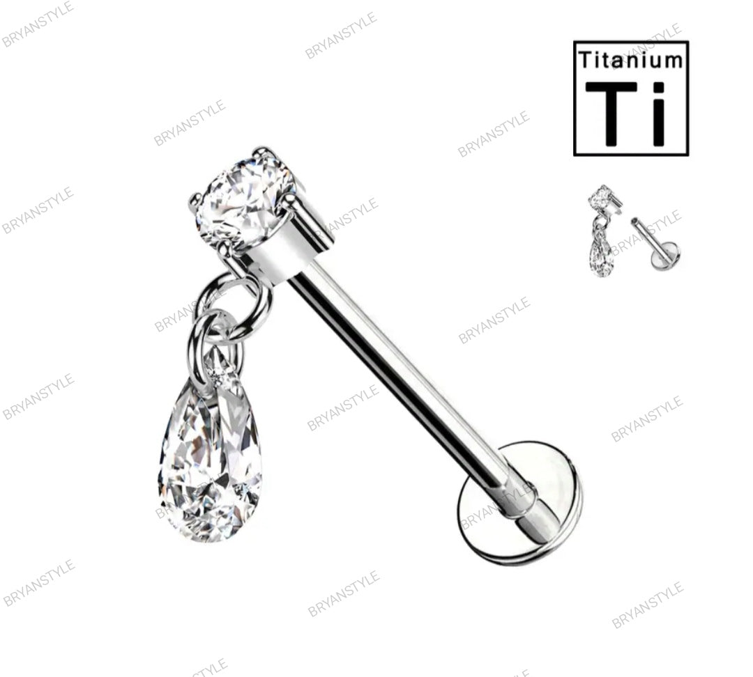 Piercing in Titanio con Pendente a Forma di Goccia