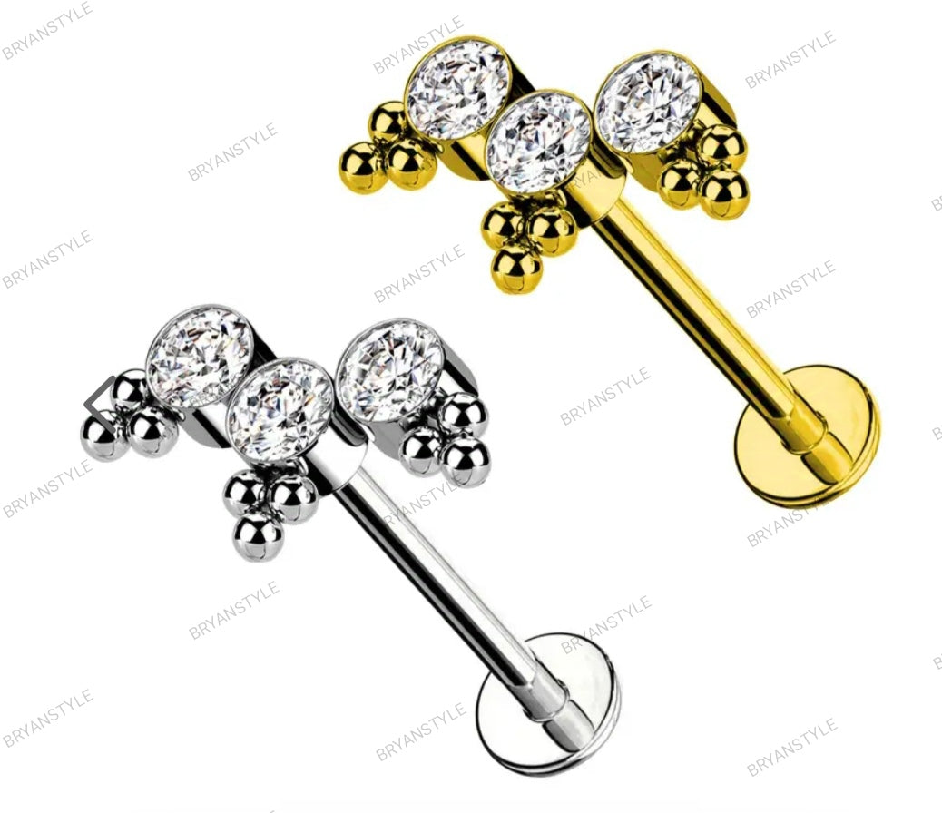Piercing labret push-in con 3 cristalli e sfere
