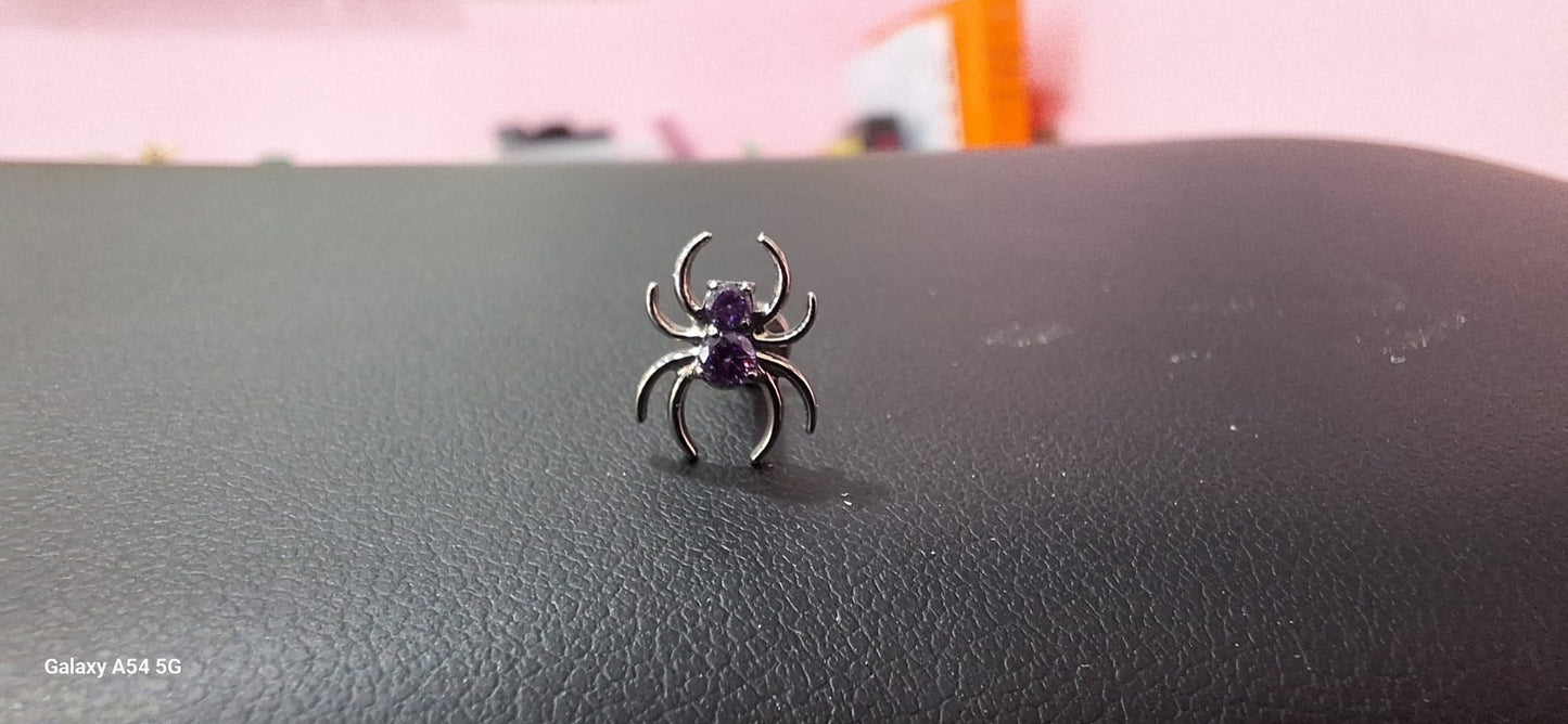 piercing labret in titanio a forma di ragno con diamante
