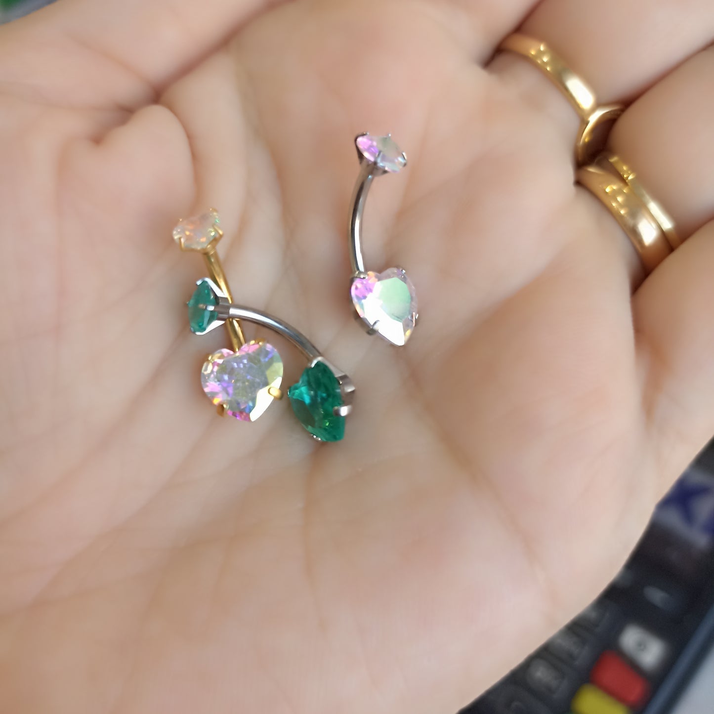 Piercing ombelico con cristalli a forma di cuore