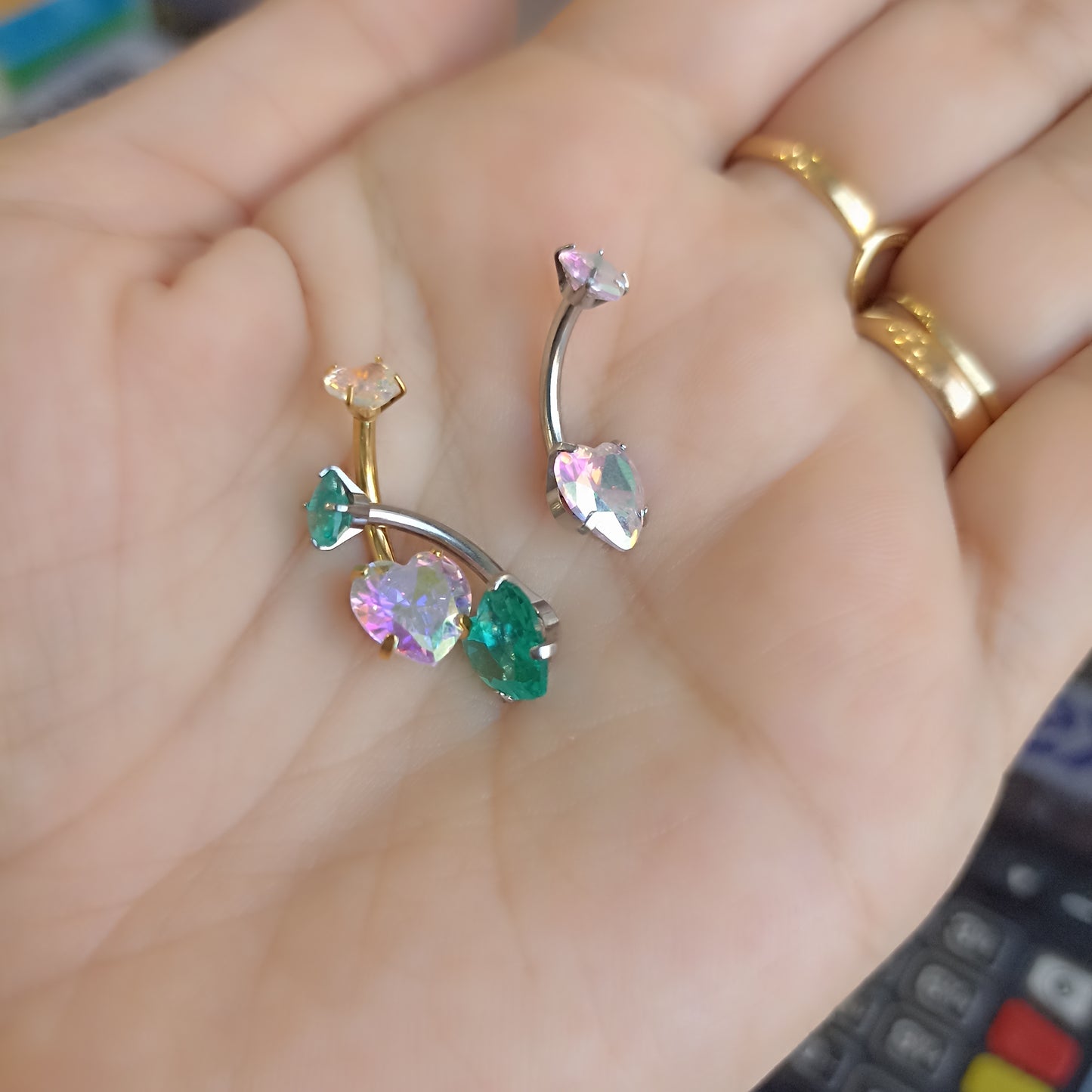 Piercing ombelico con cristalli a forma di cuore