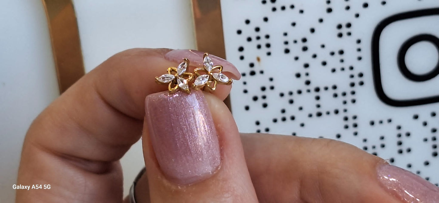 Piercing Barbell con 3 cristalli allungati