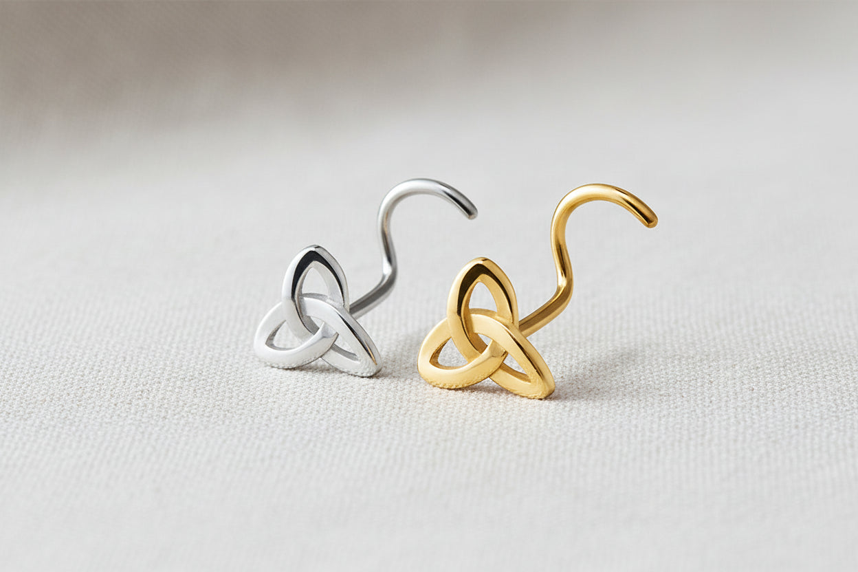 piercing Naso a Forma di Triquetra