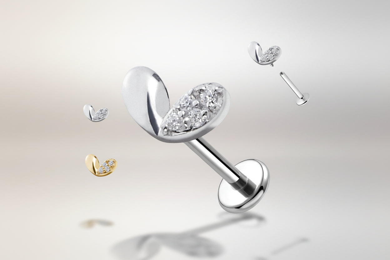 Piercing Labret a Forma di Cuore con Cristalli e con Filettatura