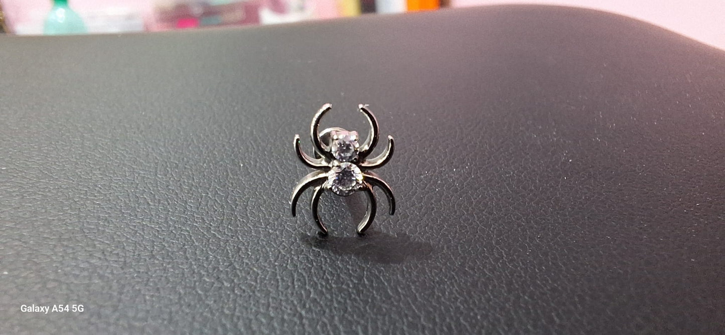 piercing labret in titanio a forma di ragno con diamante